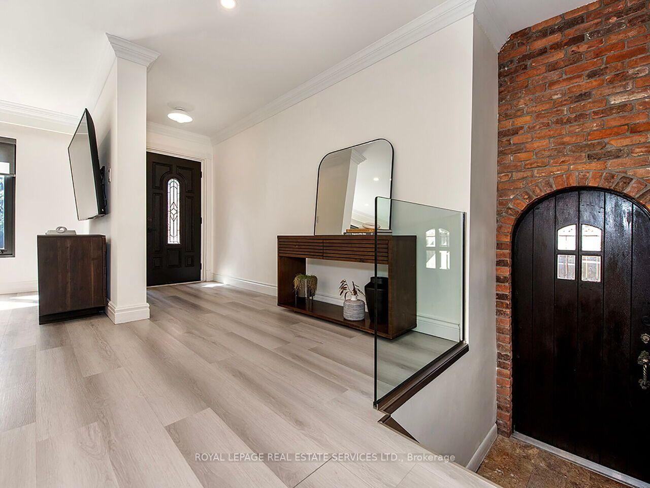 35 Fernalroy Boulevard • Toronto, ON photo 27