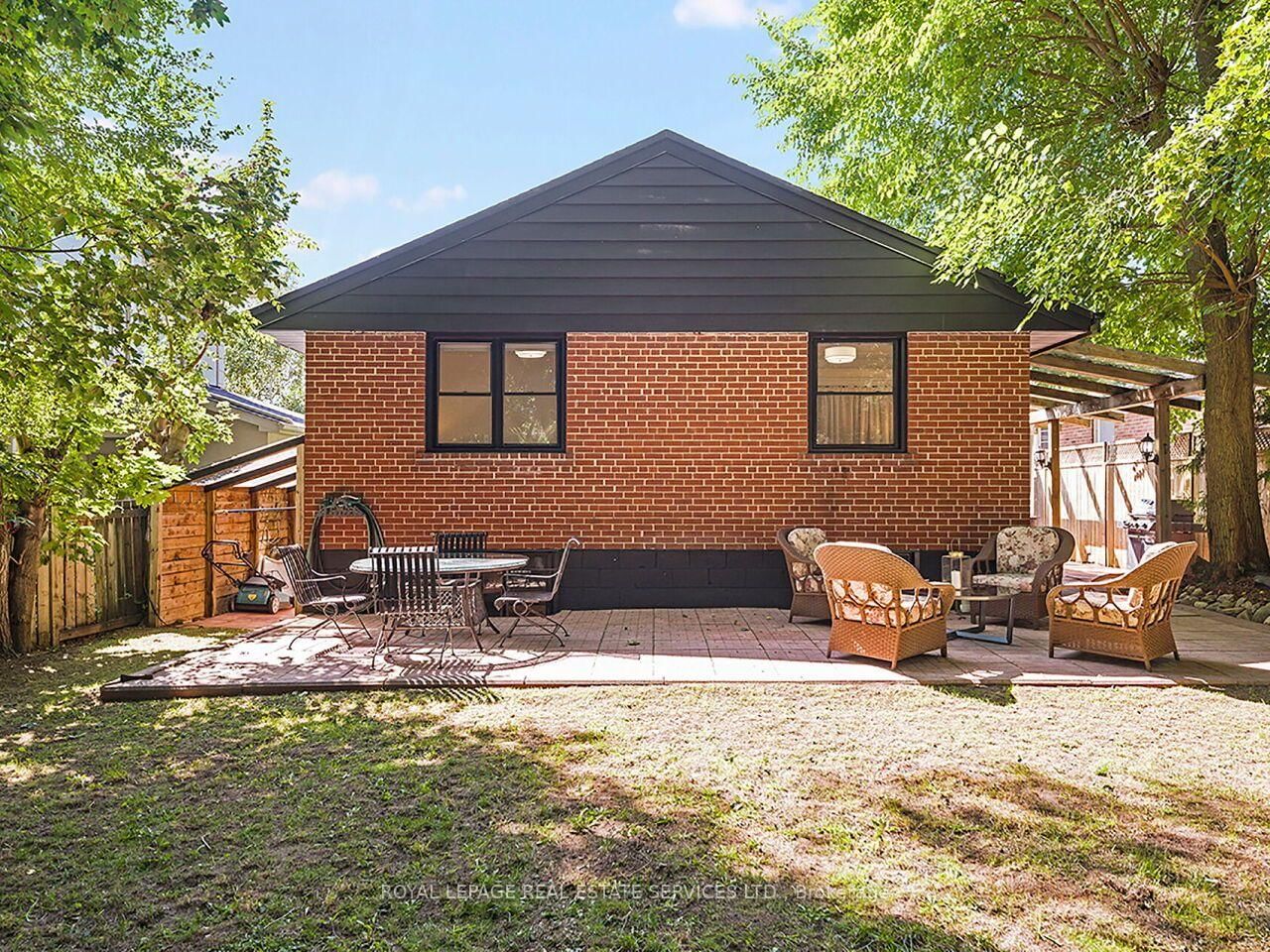 35 Fernalroy Boulevard • Toronto, ON photo 42