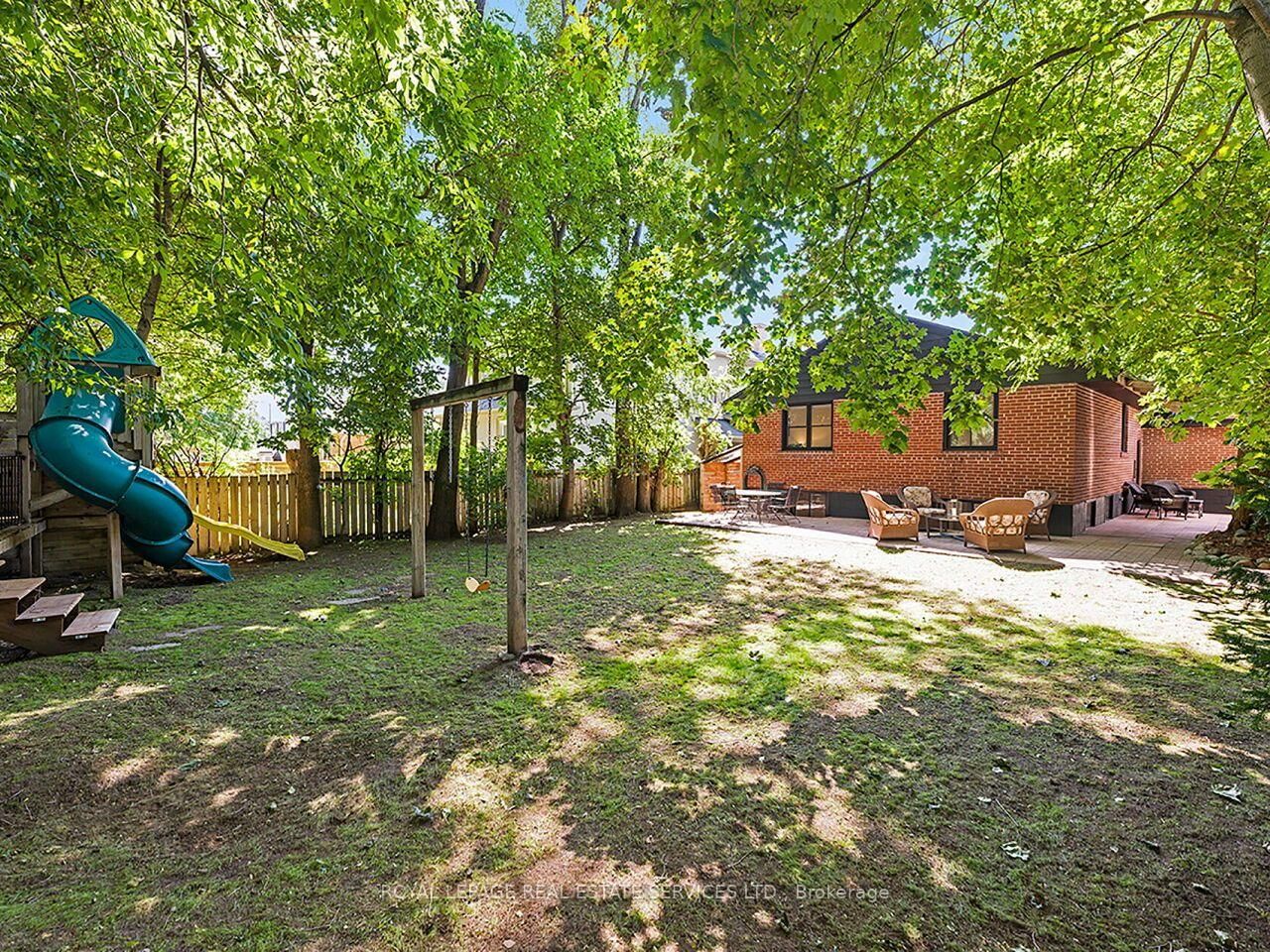 35 Fernalroy Boulevard • Toronto, ON photo 46