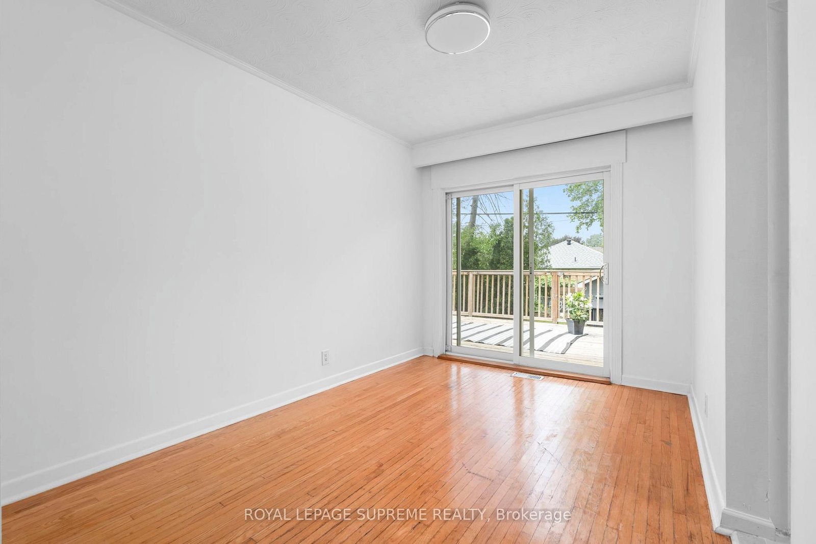 30 Benway Drive • Toronto, ON photo 11