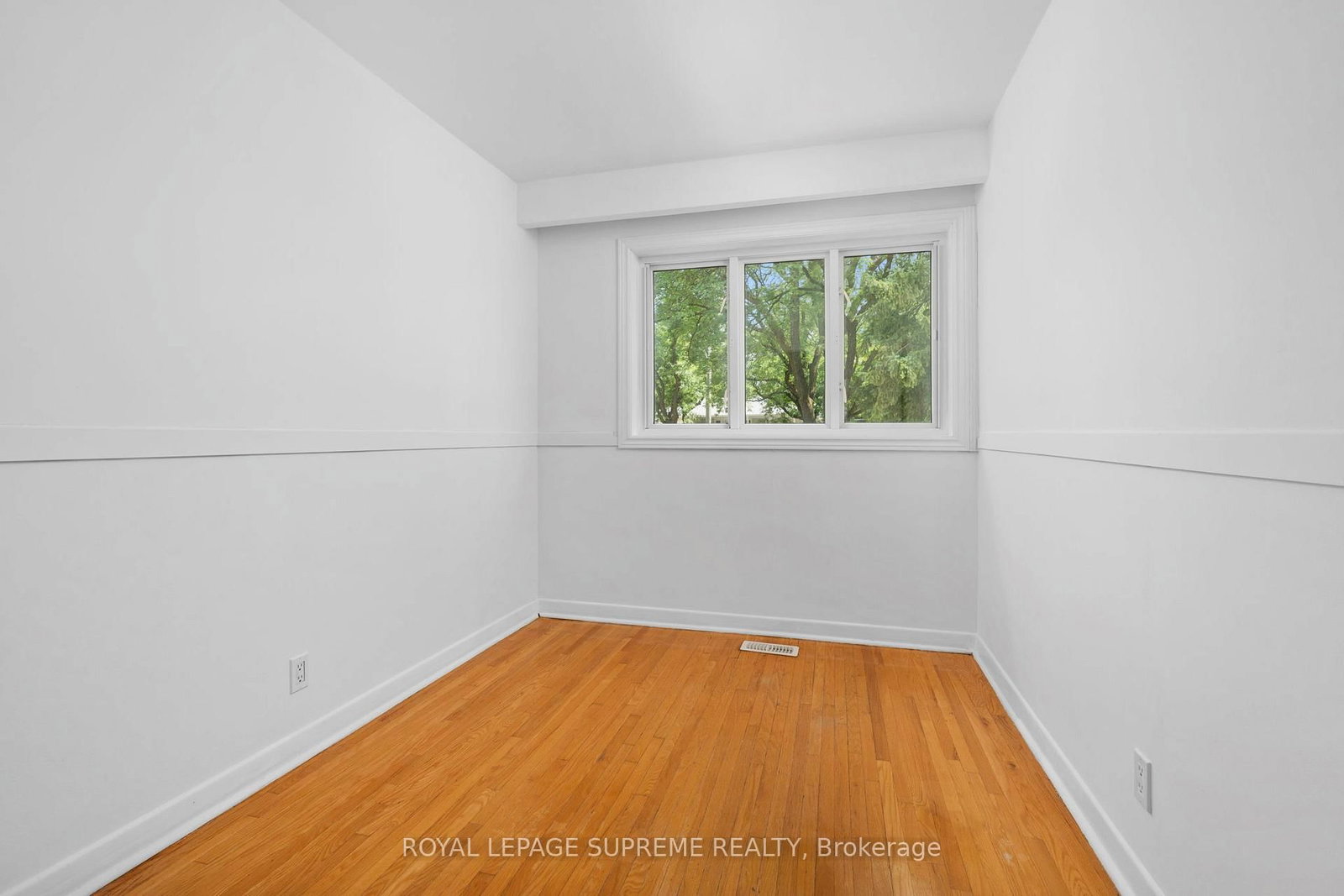 30 Benway Drive • Toronto, ON photo 18