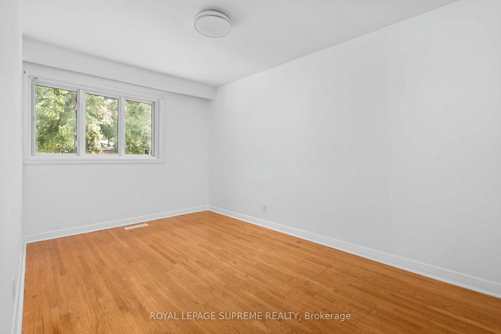 30 Benway Drive • Toronto, ON photo 20