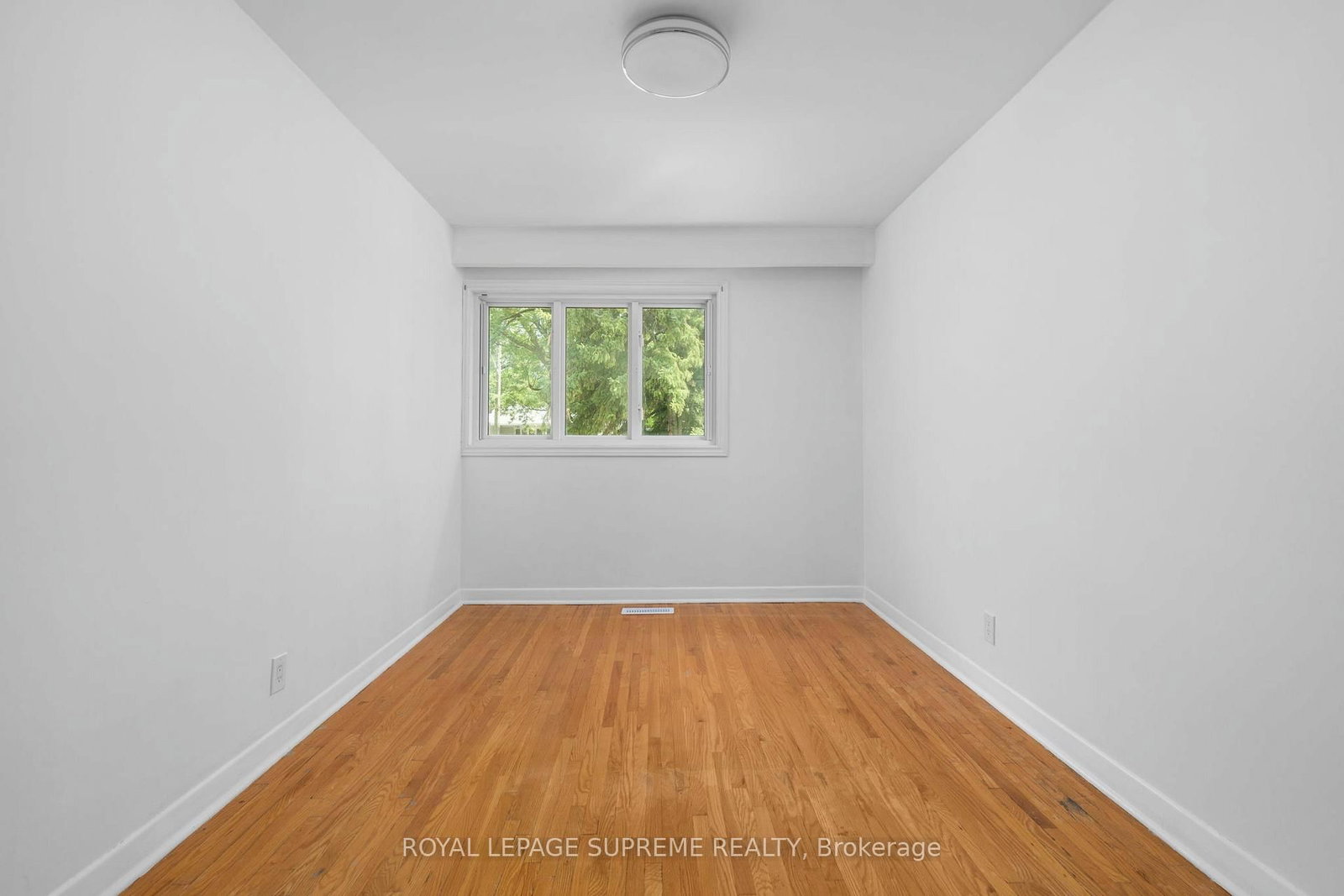 30 Benway Drive • Toronto, ON photo 21