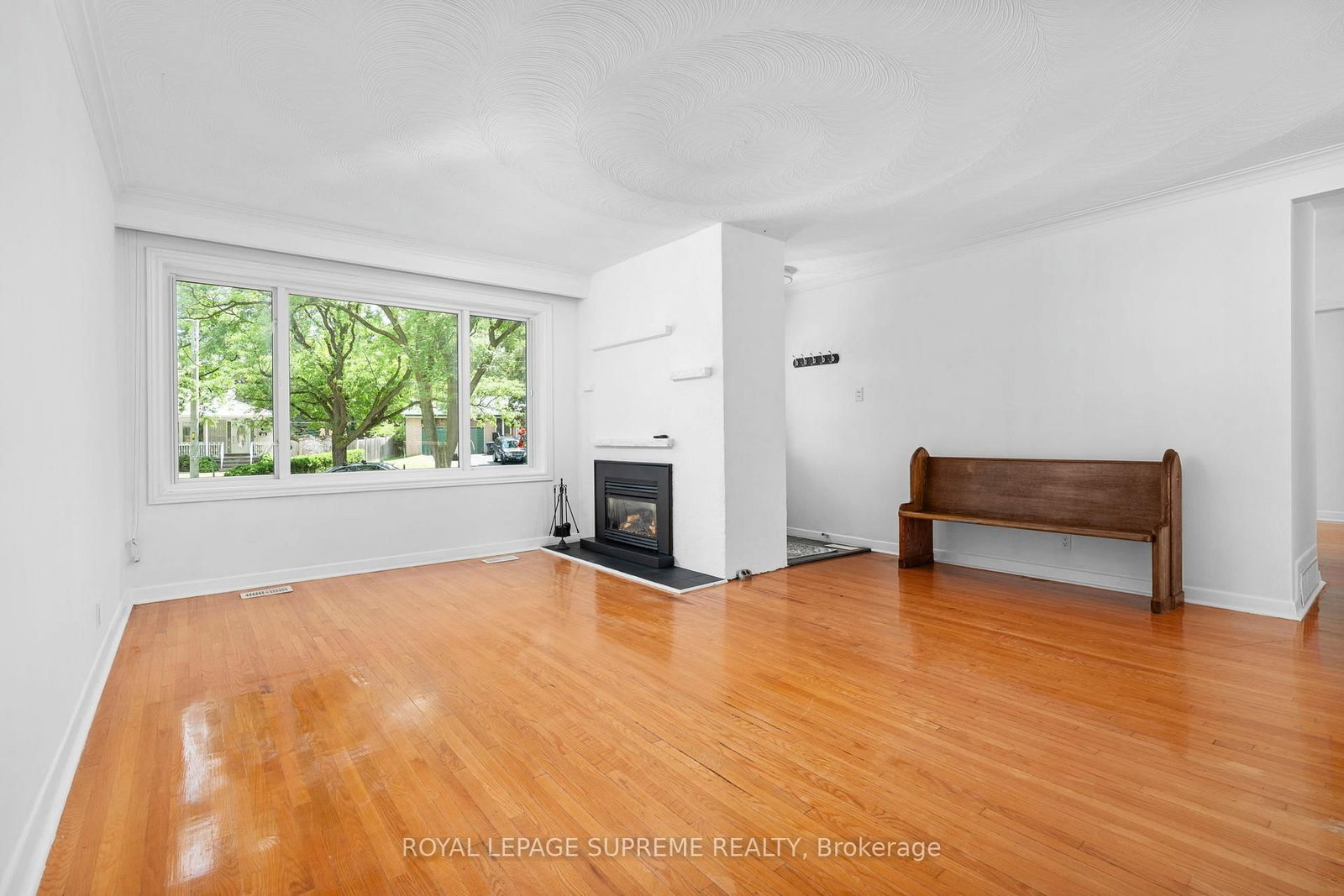 30 Benway Drive • Toronto, ON photo 8