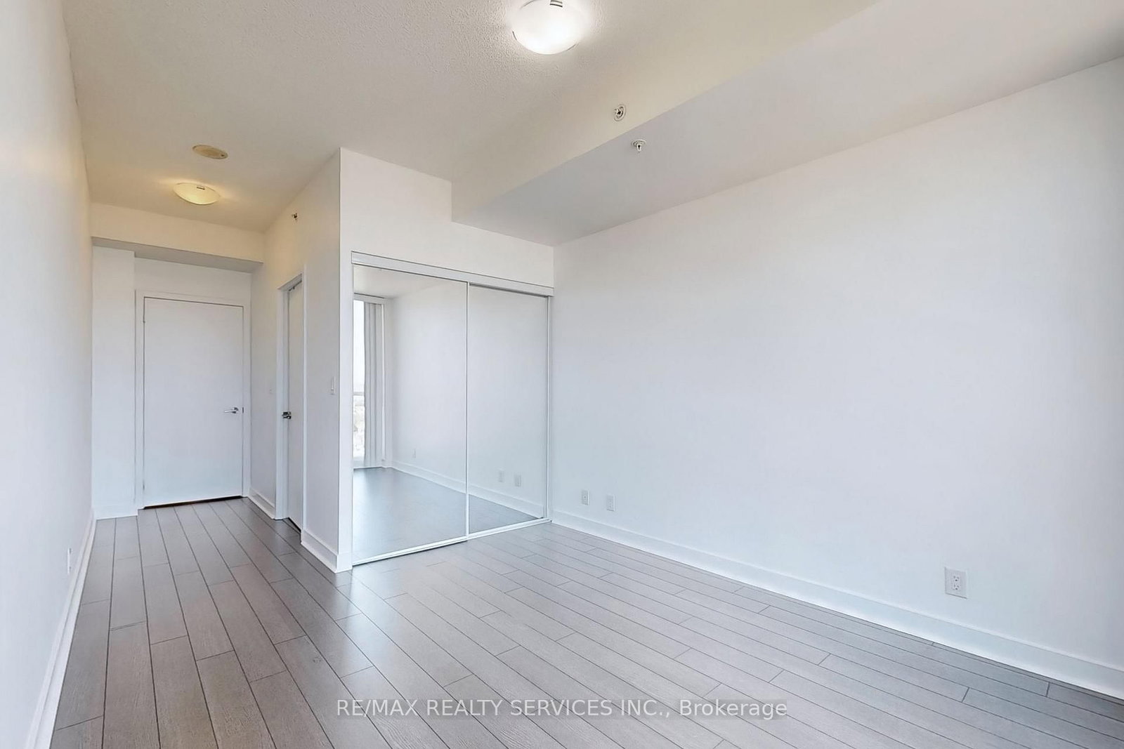 1511-3985 Grand Park Dr, Mississauga, view 20