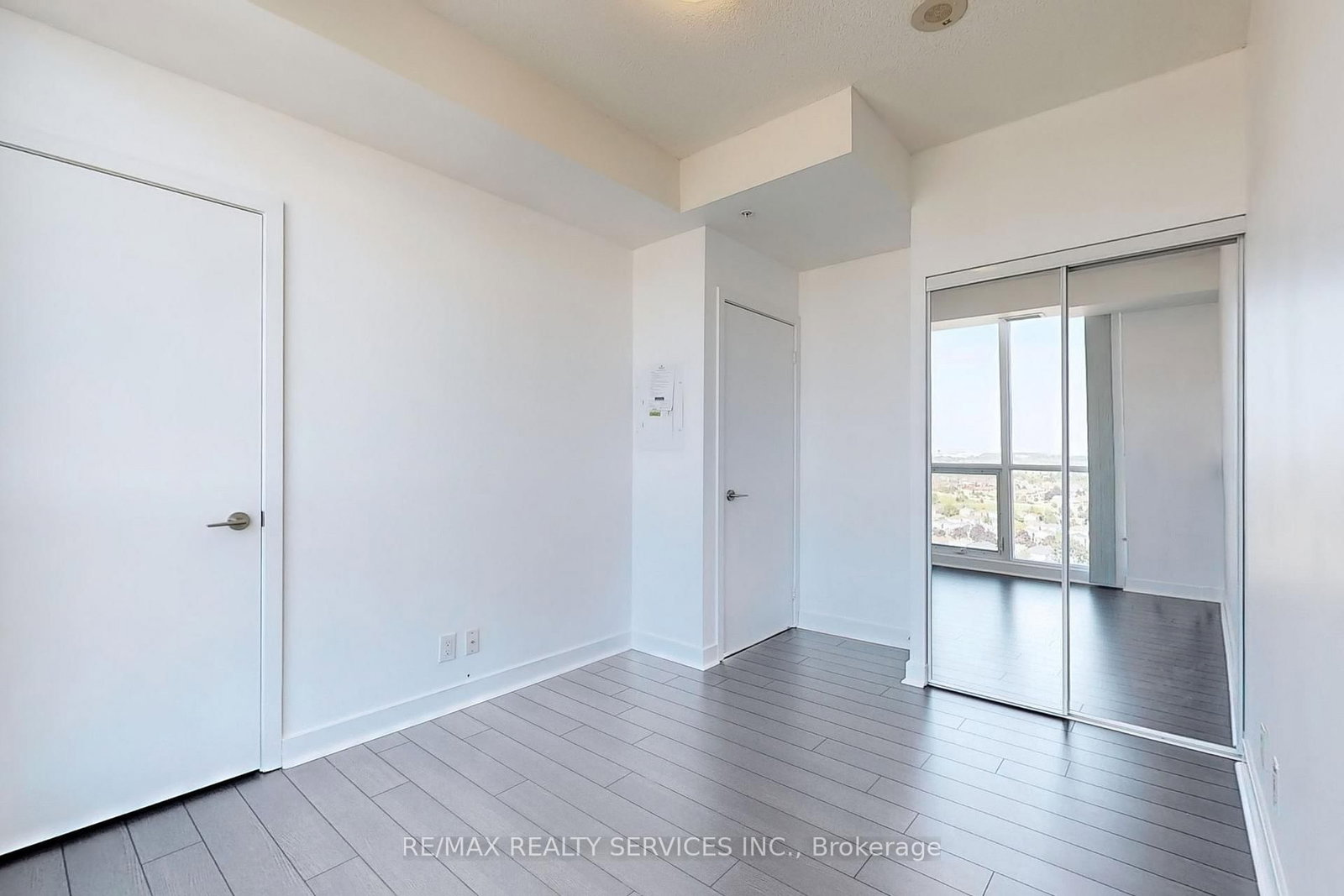 1511-3985 Grand Park Dr, Mississauga, view 26
