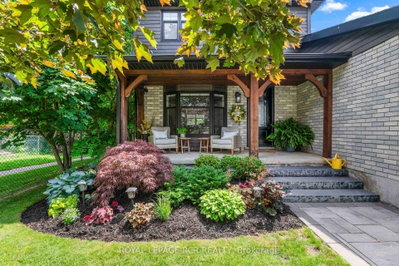 215 Oakwood Crescent • Orangeville, ON photo 4