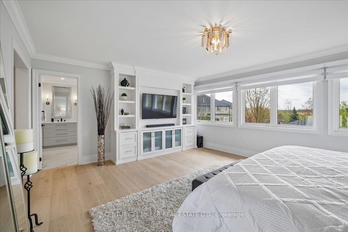 3348 Skipton Lane • Oakville, ON photo 19