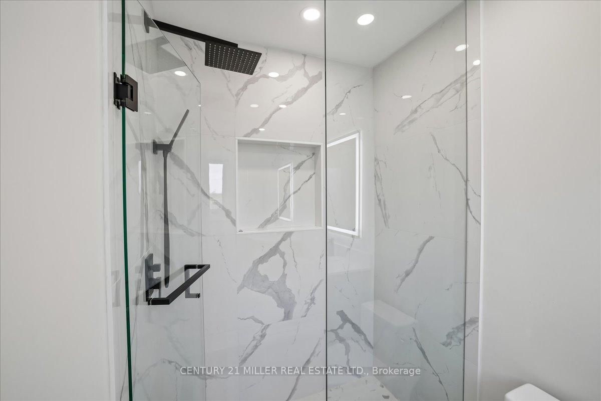 3348 Skipton Lane • Oakville, ON photo 26
