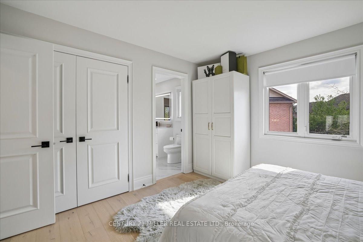 3348 Skipton Lane • Oakville, ON photo 31