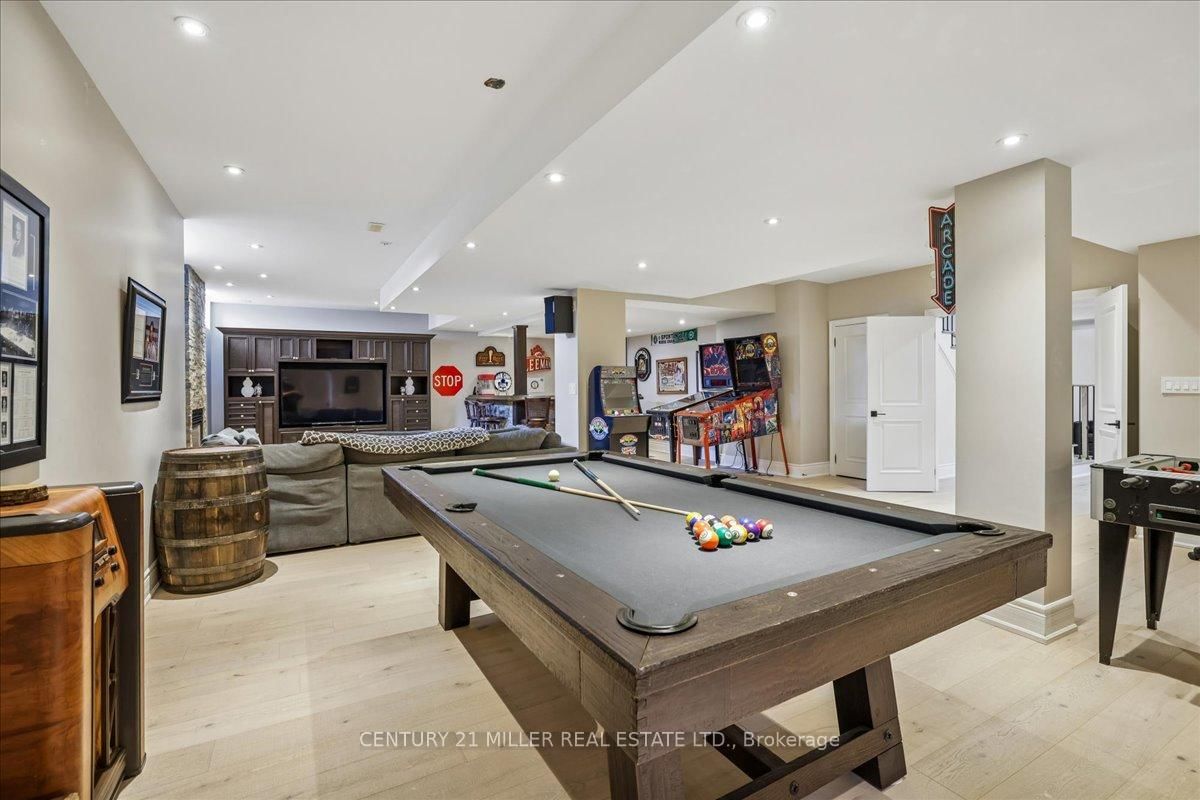 3348 Skipton Lane • Oakville, ON photo 35