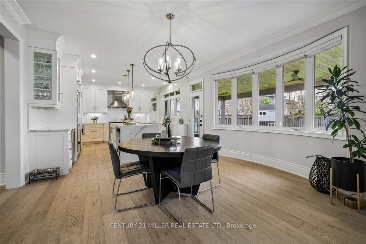 3348 Skipton Lane • Oakville, ON photo 9