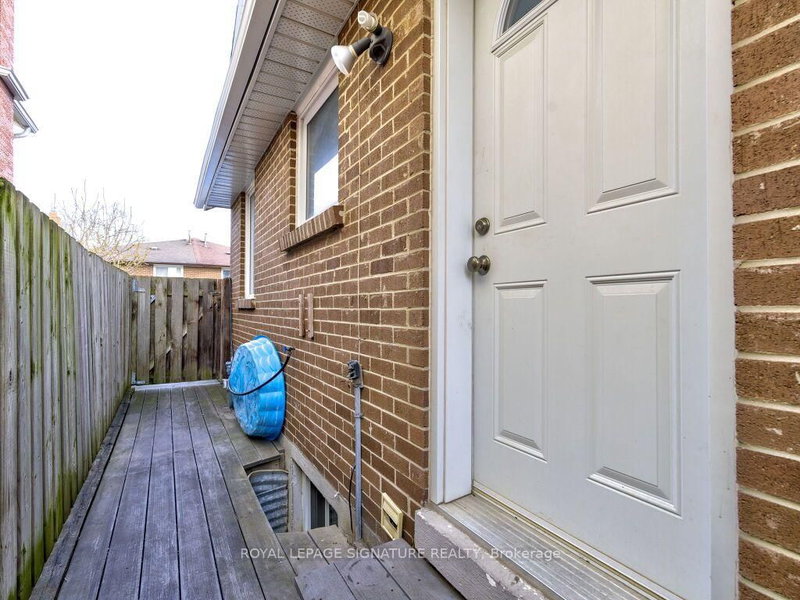 370 Hansen Road