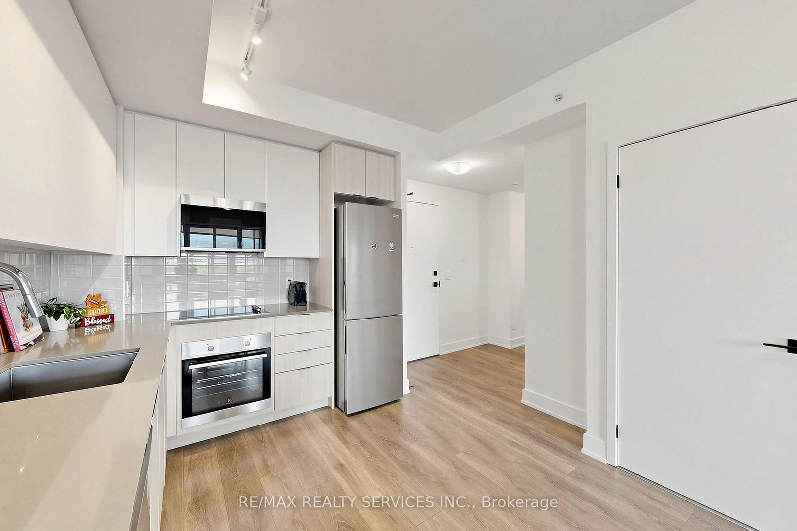 2489 Taunton Road • #511 • Oakville, ON photo 18
