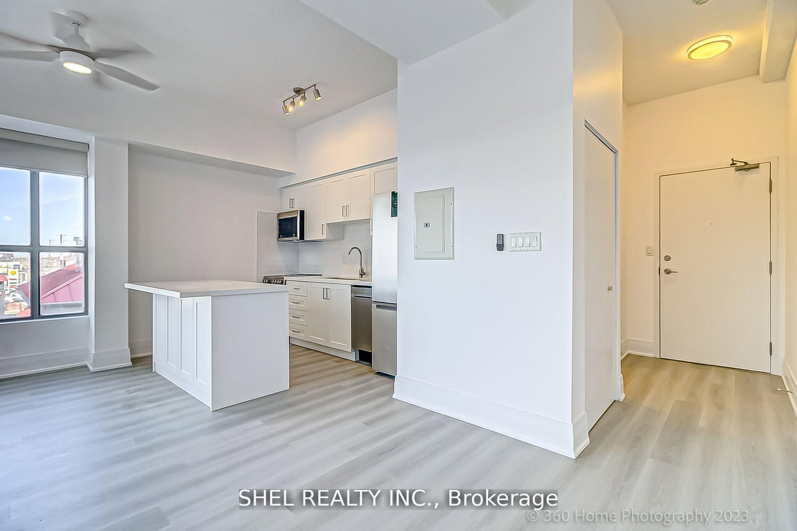 321-2464 Weston Rd, Toronto, view 3