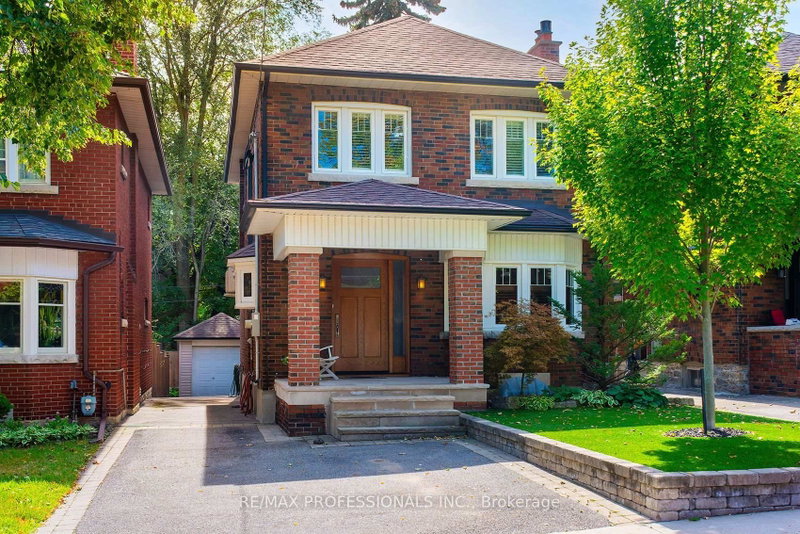 15 Idyllwood Crescent