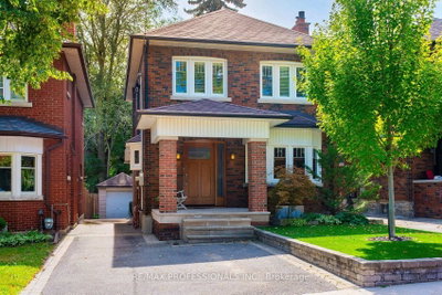 15 Idyllwood Crescent