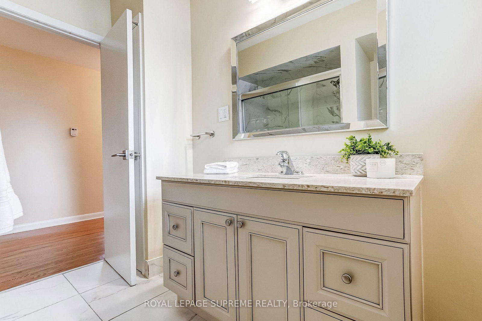 100 Summitcrest Drive • Toronto, ON photo 29