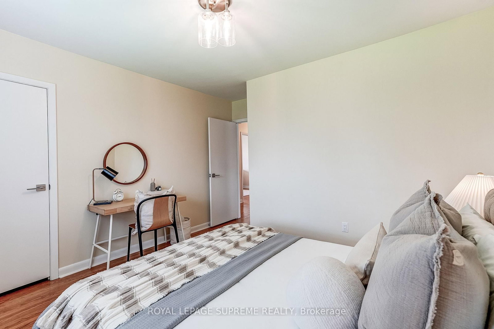 100 Summitcrest Drive • Toronto, ON photo 32