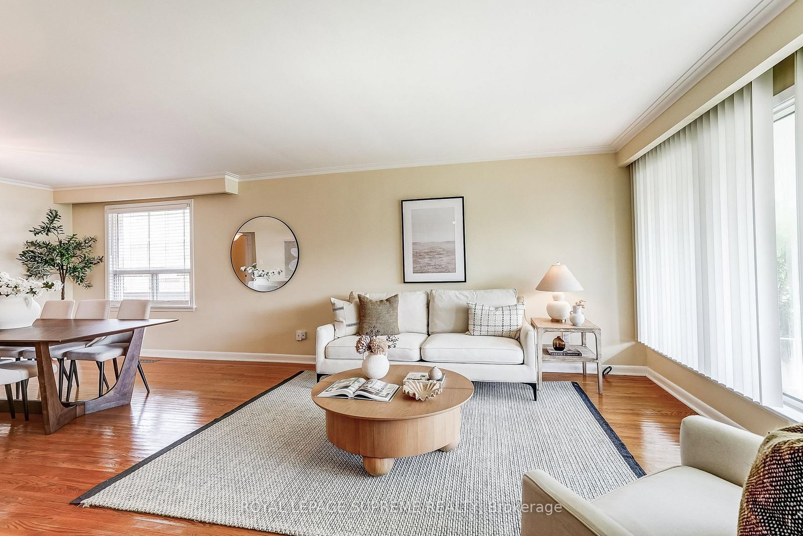 100 Summitcrest Drive • Toronto, ON photo 9