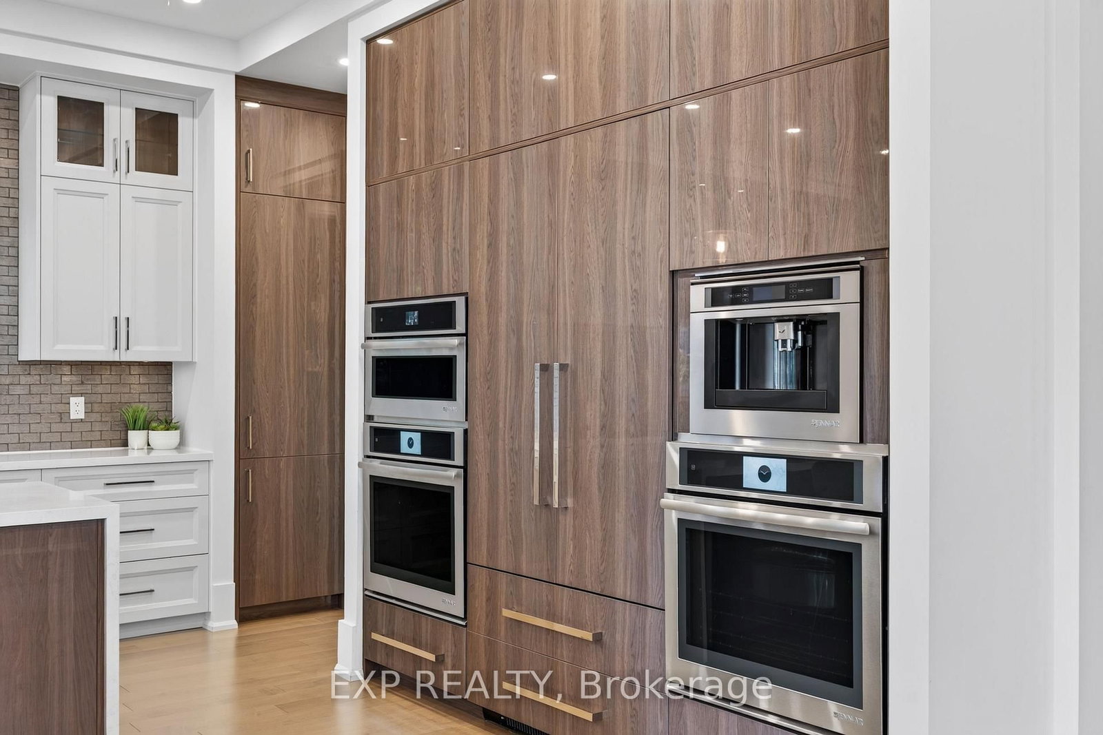 528 Wellington Oakville,ON L6L 4X5 — Photo 12