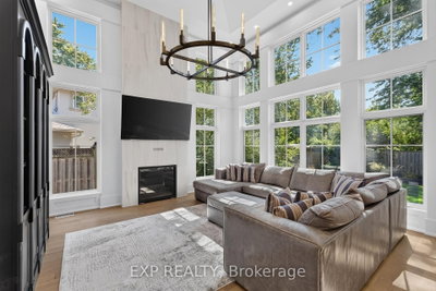 528 Wellington Oakville,ON L6L 4X5 — Photo 17