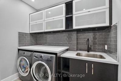 528 Wellington Oakville,ON L6L 4X5 — Photo 25
