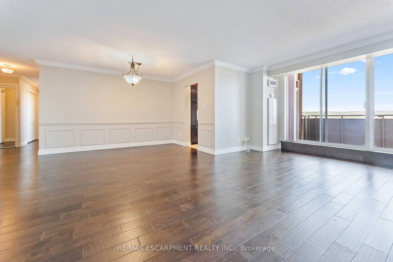 1425 Ghent Avenue • #1008 • Burlington, ON photo 9