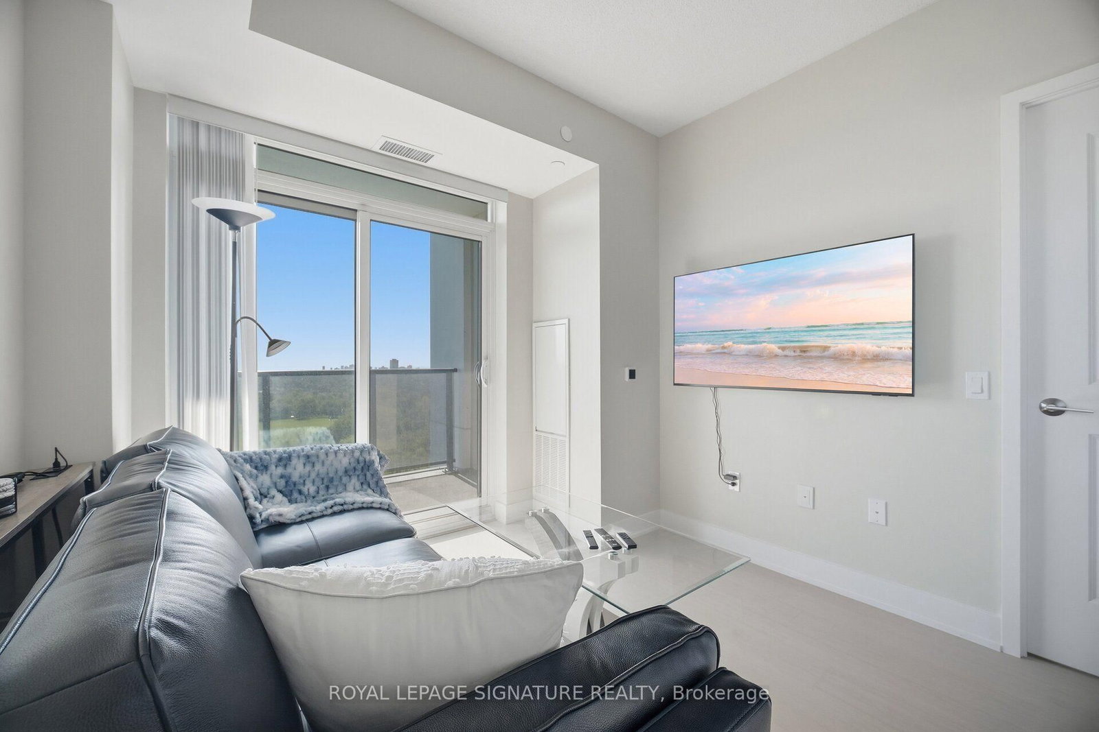 1309-204 Burnhamthorpe Rd, Mississauga, view 18