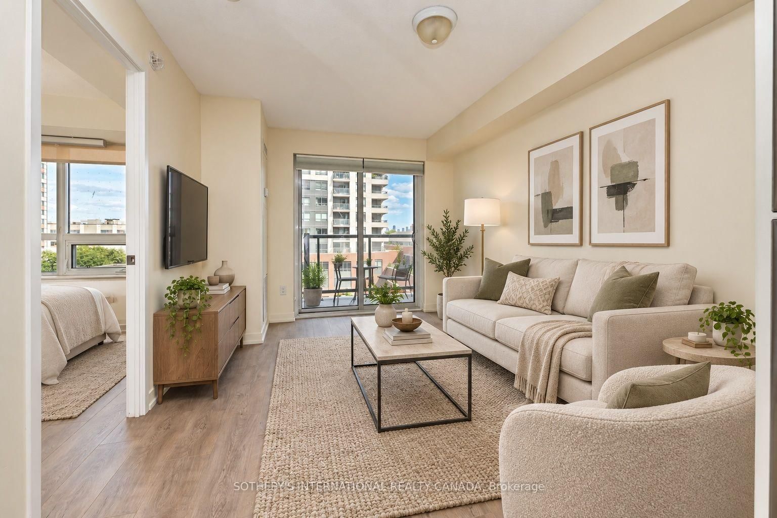 1420 Dupont Street, Unit 517
