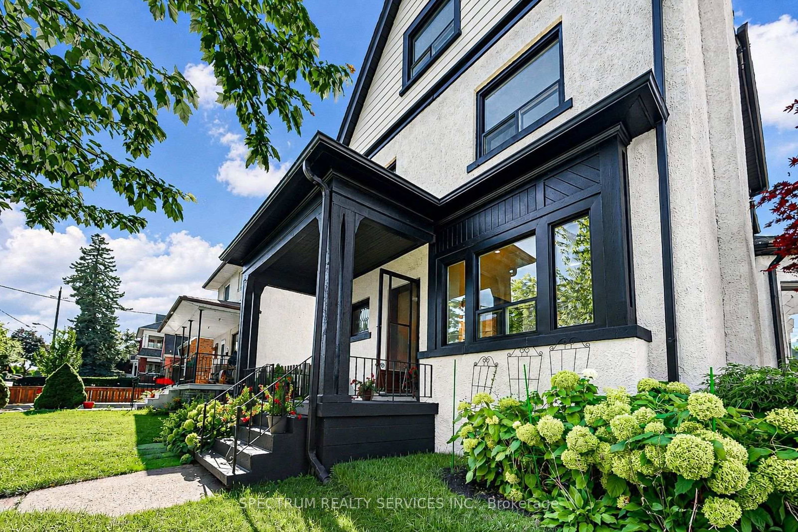 86 Church Street • Toronto, ON photo 3