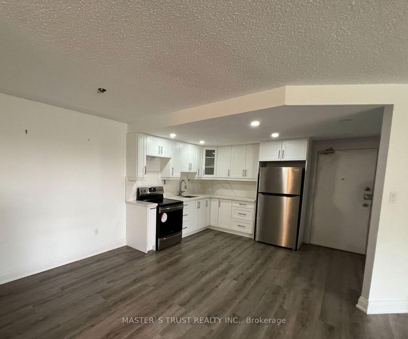 330 Dixon Road E • #201 • Toronto, ON photo 4