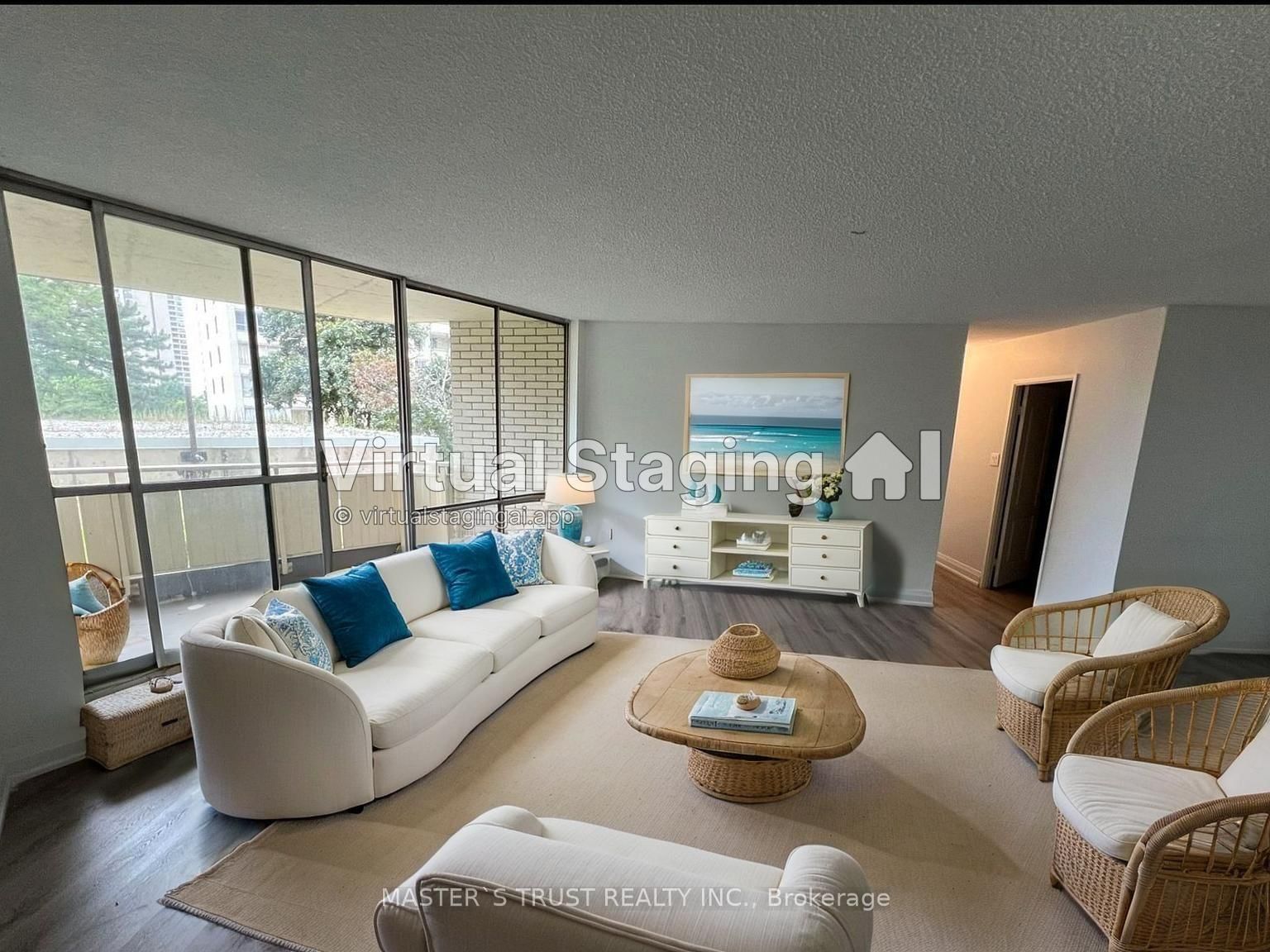 330 Dixon Road E, Unit 201