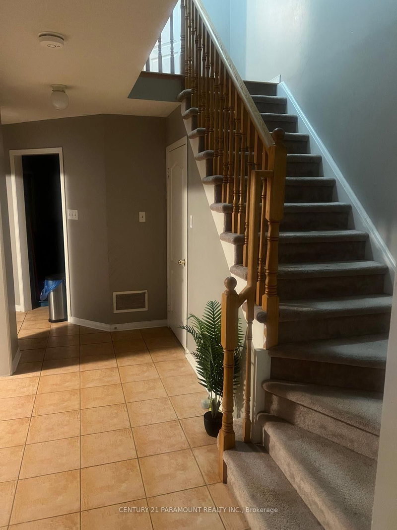 214 Albright Road W W