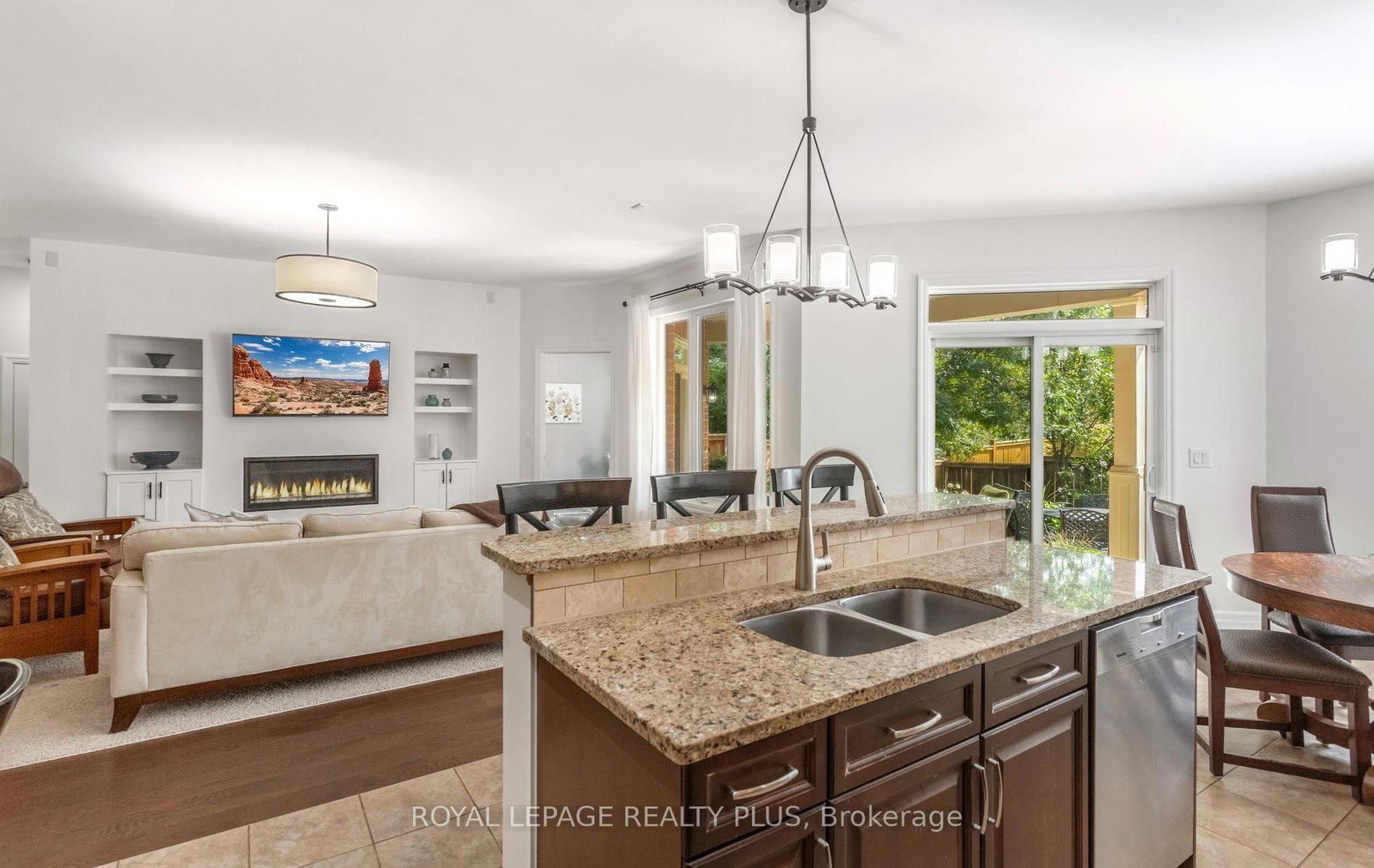 238 Melanson Heights • Milton, ON photo 15