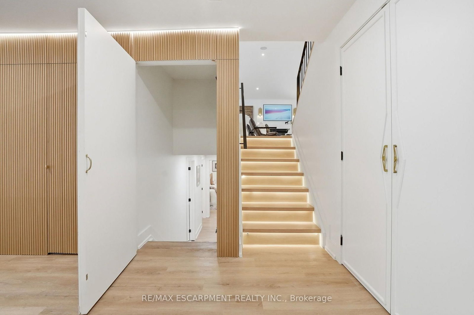 345 Rankin Drive • Burlington, ON photo 36