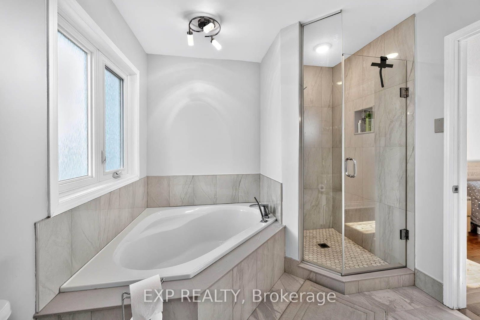 5149 Ridgewell Road • Burlington, ON photo 26