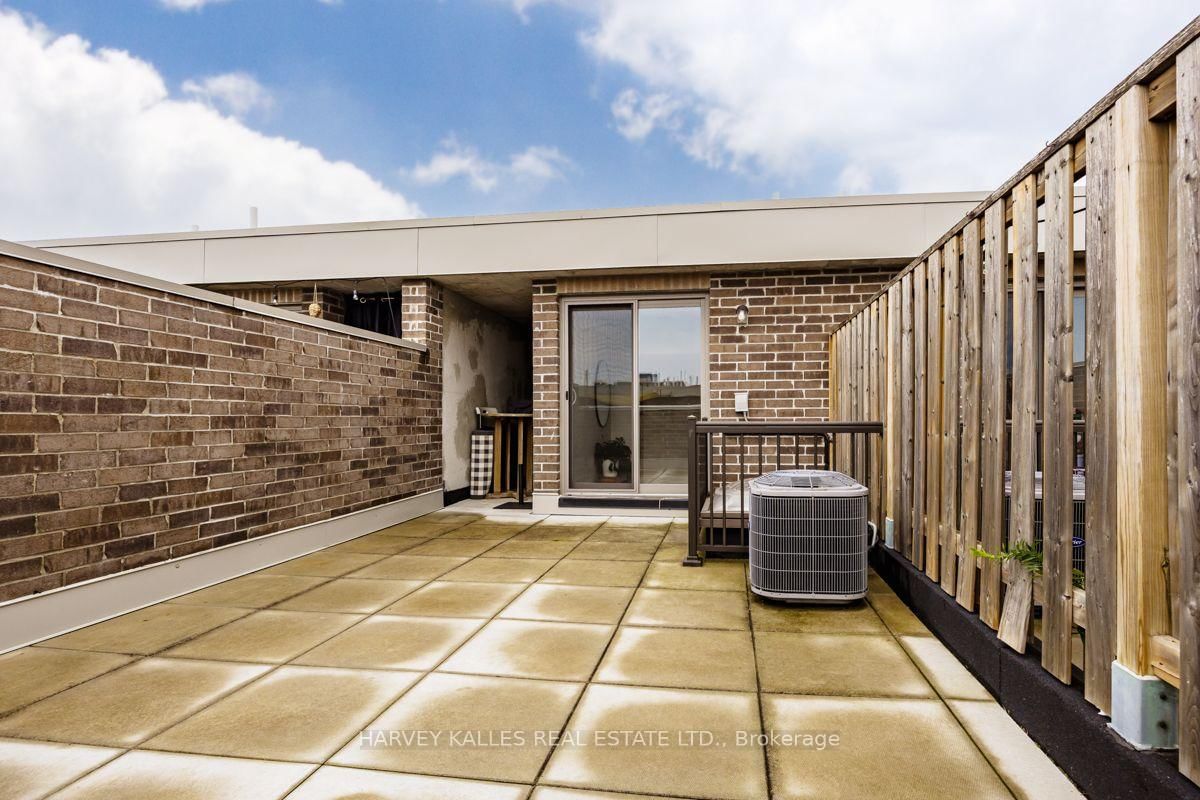 1 Elsie Lane • #61 • Toronto, ON photo 35