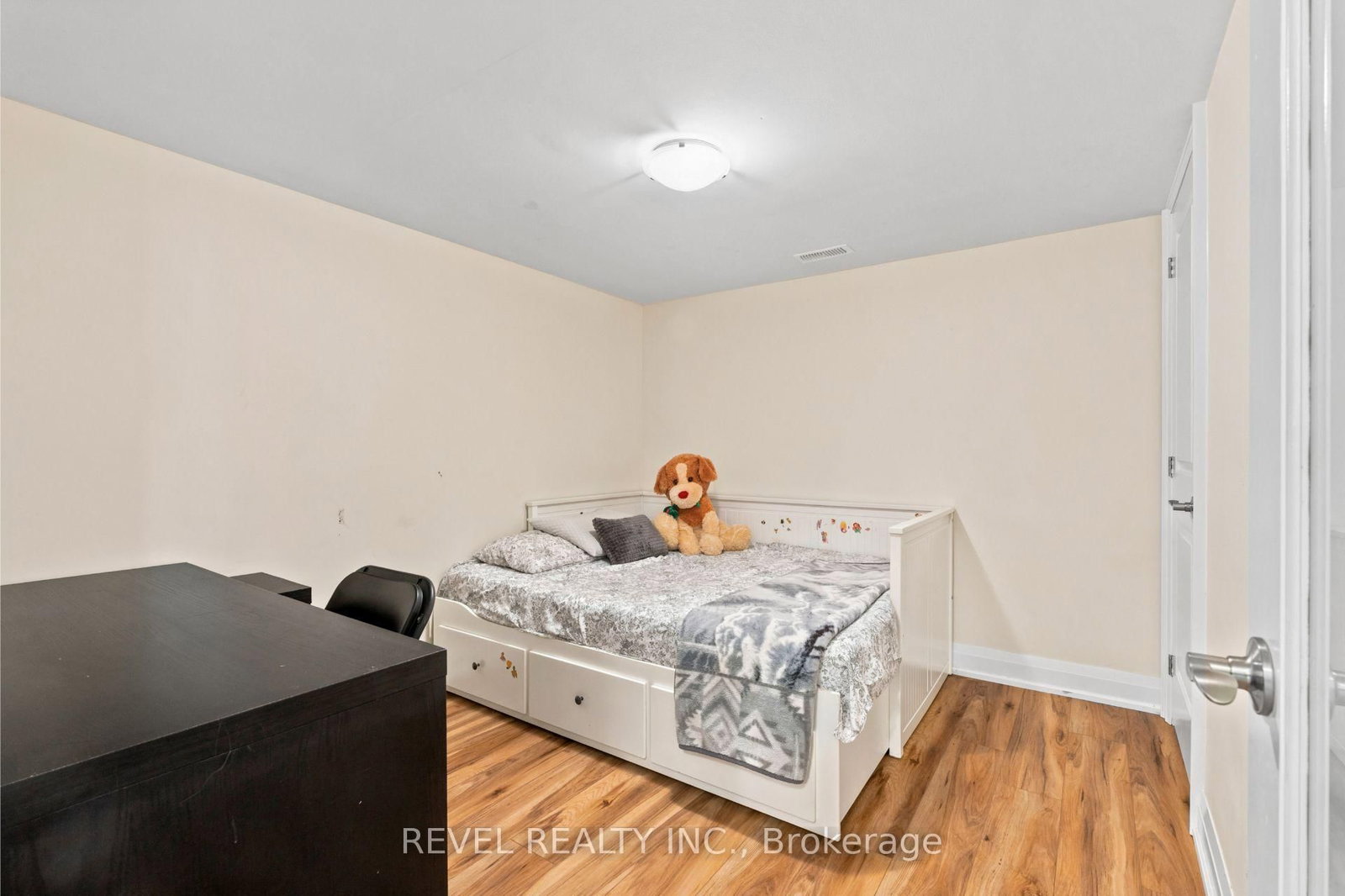 374 Bartley Bull Parkway • Brampton, ON photo 21