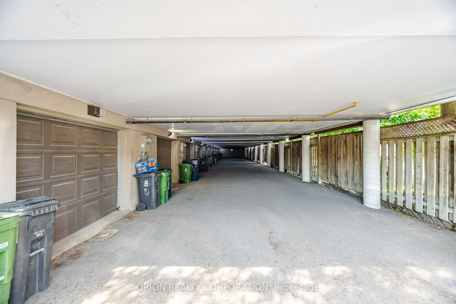 6 St Raymond Heights • Toronto, ON photo 31