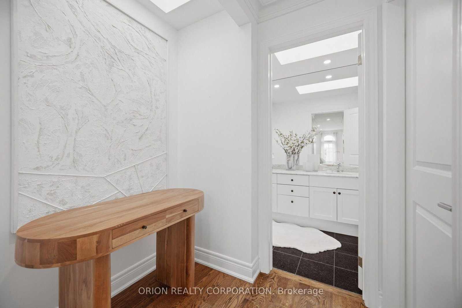 6 St Raymond Heights • Toronto, ON photo 24