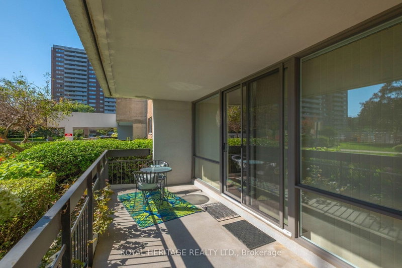 104 - 260 Scarlett Road