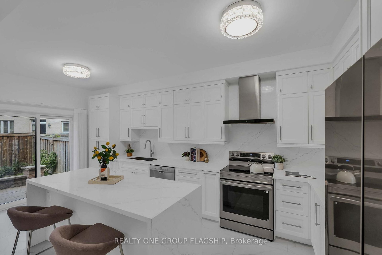 3125 Hiram Terrace • Oakville, ON photo 12