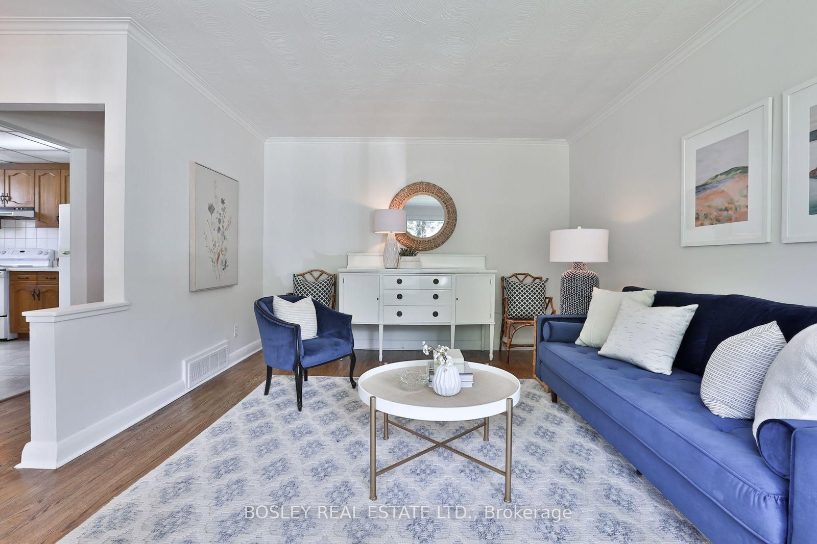 69 Ravenscrest Drive • Toronto, ON photo 4