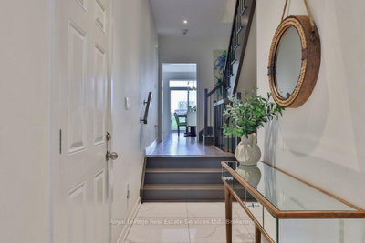 3155 Mintwood Circle • Oakville, ON photo 7