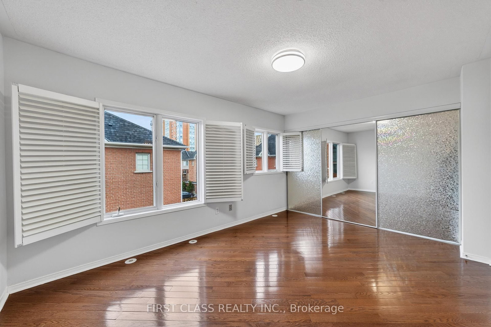 3076 Lake Shore Boulevard W • #Th10 • Toronto, ON photo 23