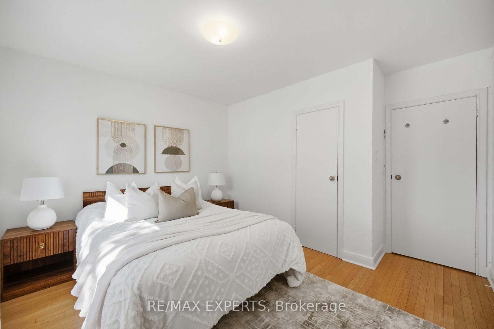 90 Heathrow Drive • Toronto, ON photo 14