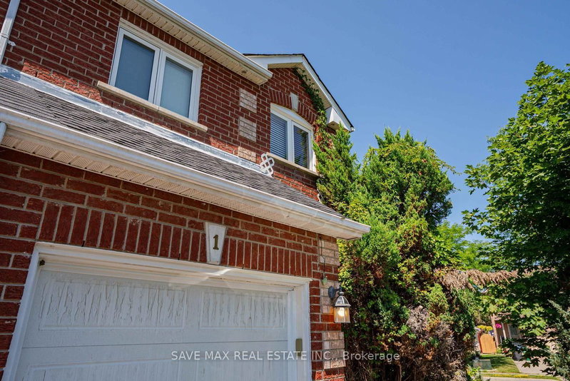 1 Kitto Court
