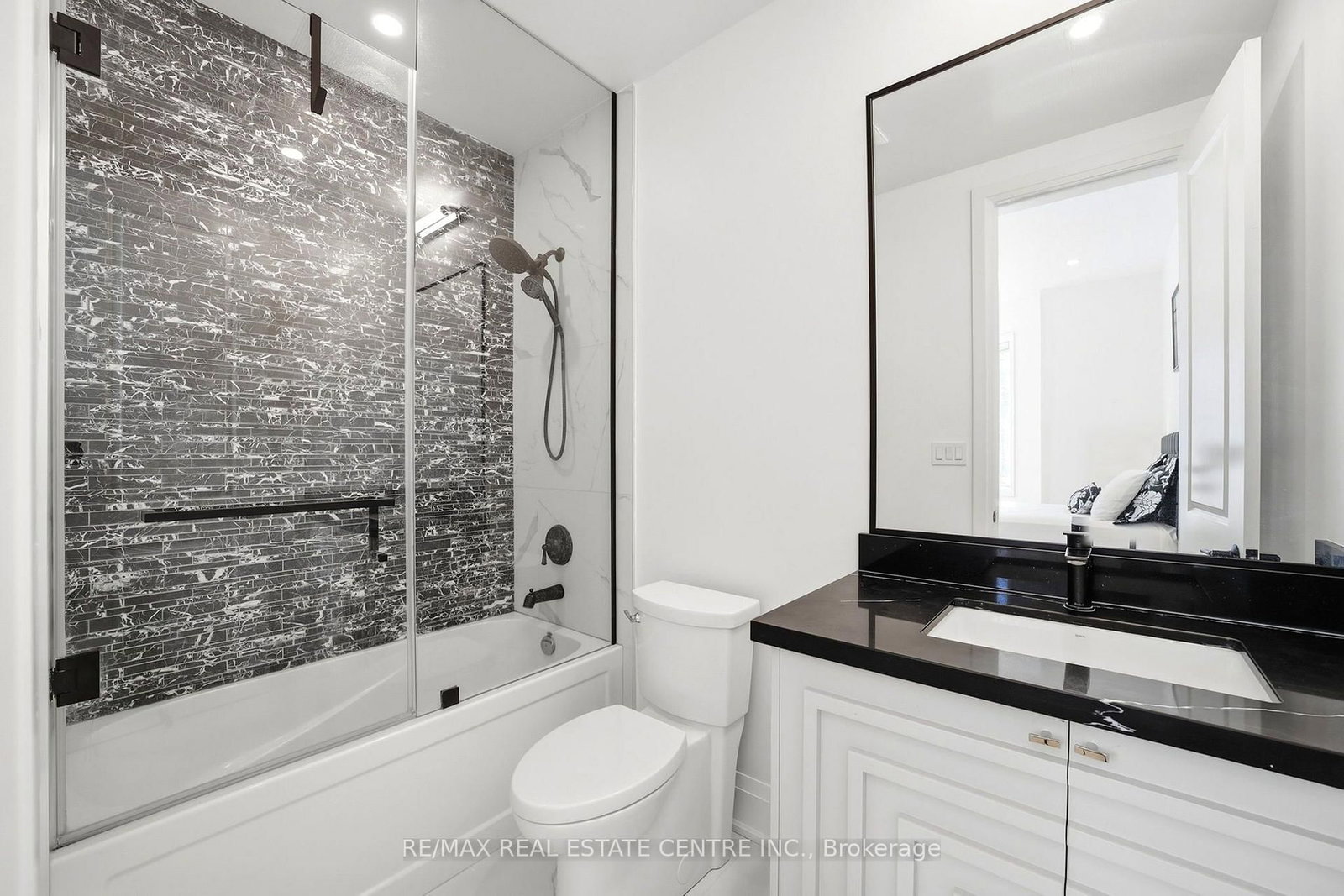91 Troiless Street • Caledon, ON photo 18
