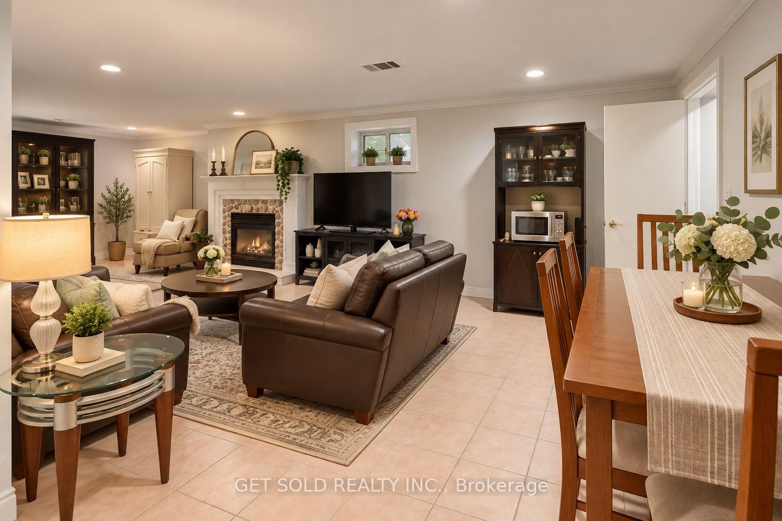 8 Hackmore Avenue • Toronto, ON photo 29